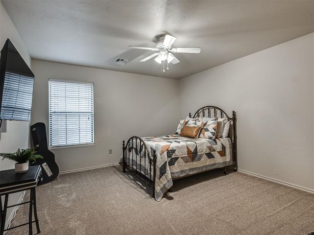 908 N Justin Drive, Yukon, OK 73099