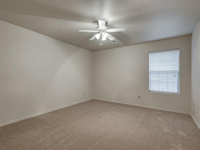 908 N Justin Drive, Yukon, OK 73099