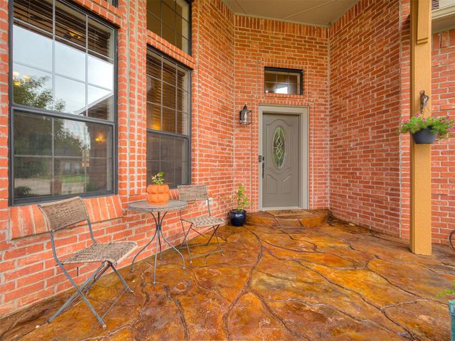 908 N Justin Drive, Yukon, OK 73099