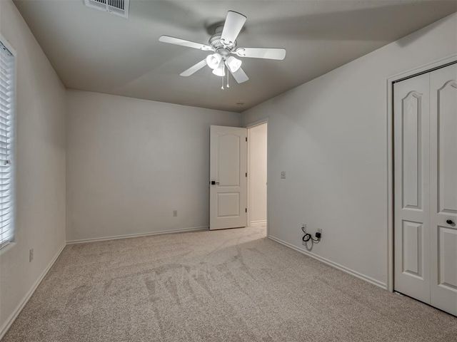 908 N Justin Drive, Yukon, OK 73099