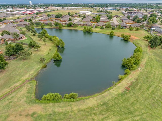 908 N Justin Drive, Yukon, OK 73099