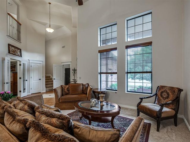 908 N Justin Drive, Yukon, OK 73099