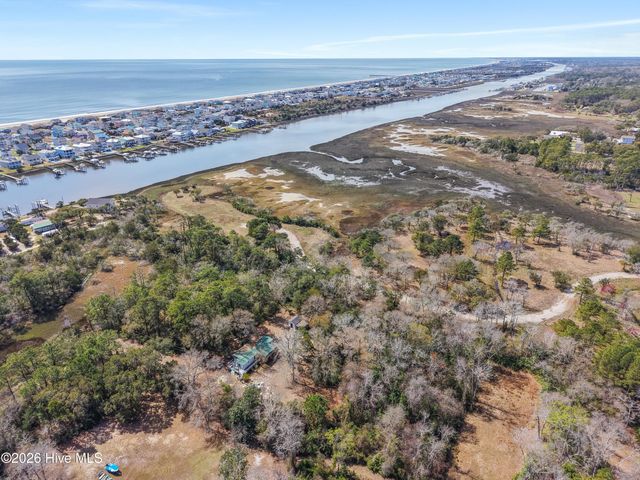 3123 Canalview Street SW, Supply, NC 28462