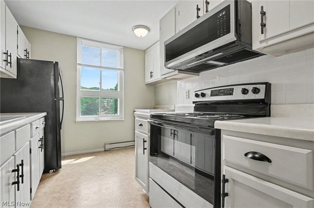 3066 Kent Road 301, Stow, OH 44224