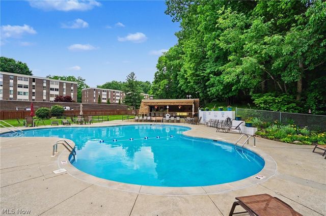 3066 Kent Road 301, Stow, OH 44224
