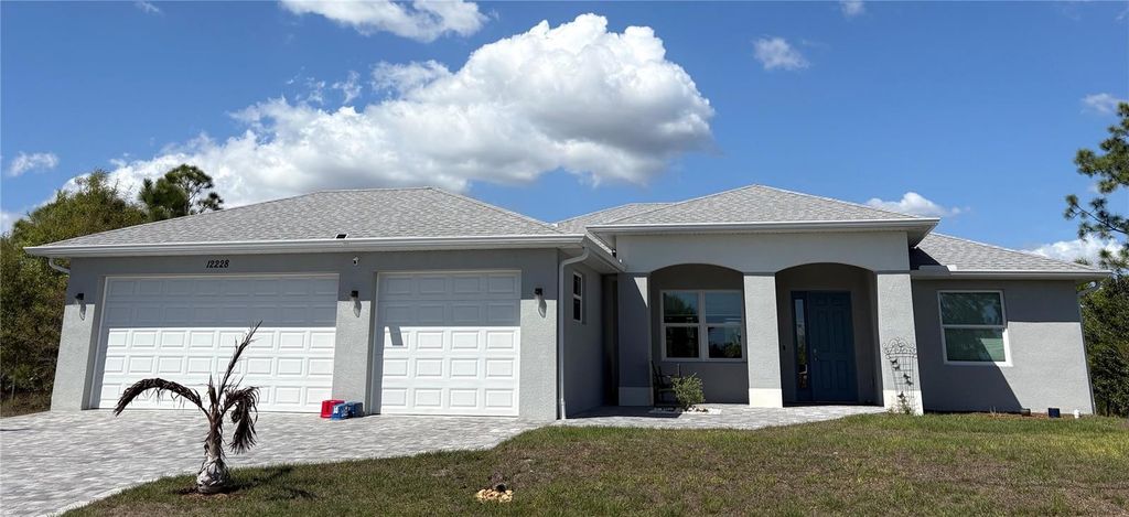 Image 2 of property listing at 7194 PINEDALE DRIVE, Port Charlotte, FL 33981
