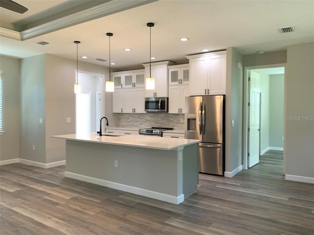 Image 23 of property listing at 7194 PINEDALE DRIVE, Port Charlotte, FL 33981