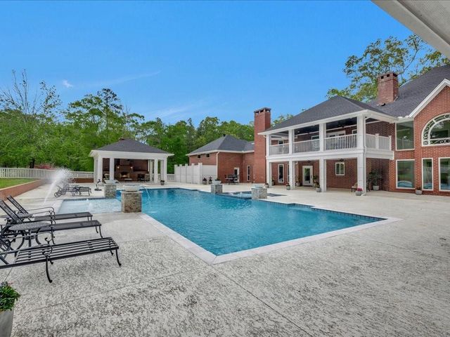 3029 W Us Highway 190 W, Woodville, TX 75979