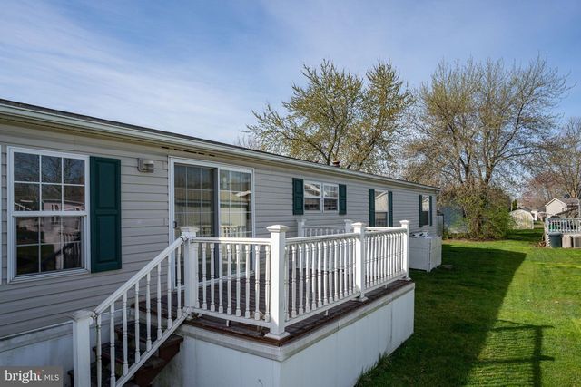 183 GREENBRIAR DR S, Bath, PA 18014