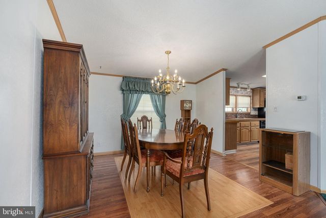 183 GREENBRIAR DR S, Bath, PA 18014