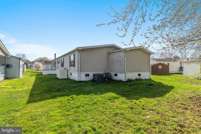 183 GREENBRIAR DR S, Bath, PA 18014