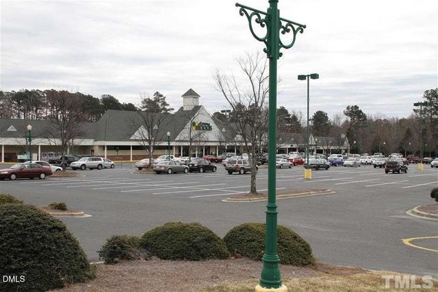 245 Plaza Drive, Chapel Hill, NC 27517