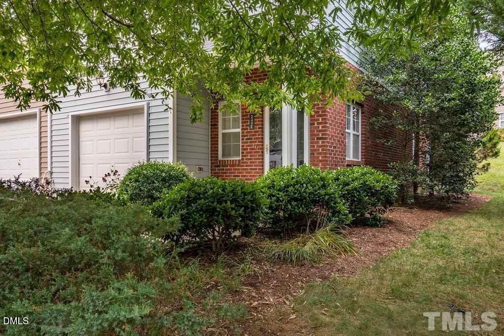 245 Plaza Drive, Chapel Hill, NC 27517