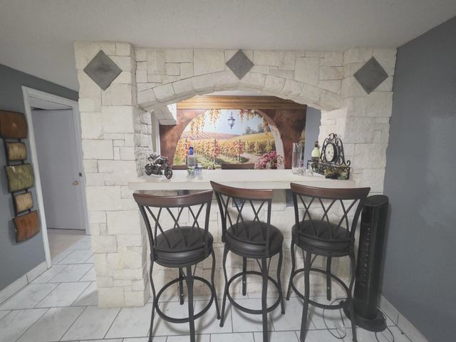 2711 S Mason Ter, Wichita, KS 67216