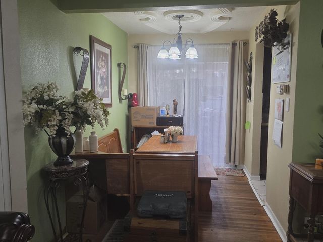 2711 S Mason Ter, Wichita, KS 67216