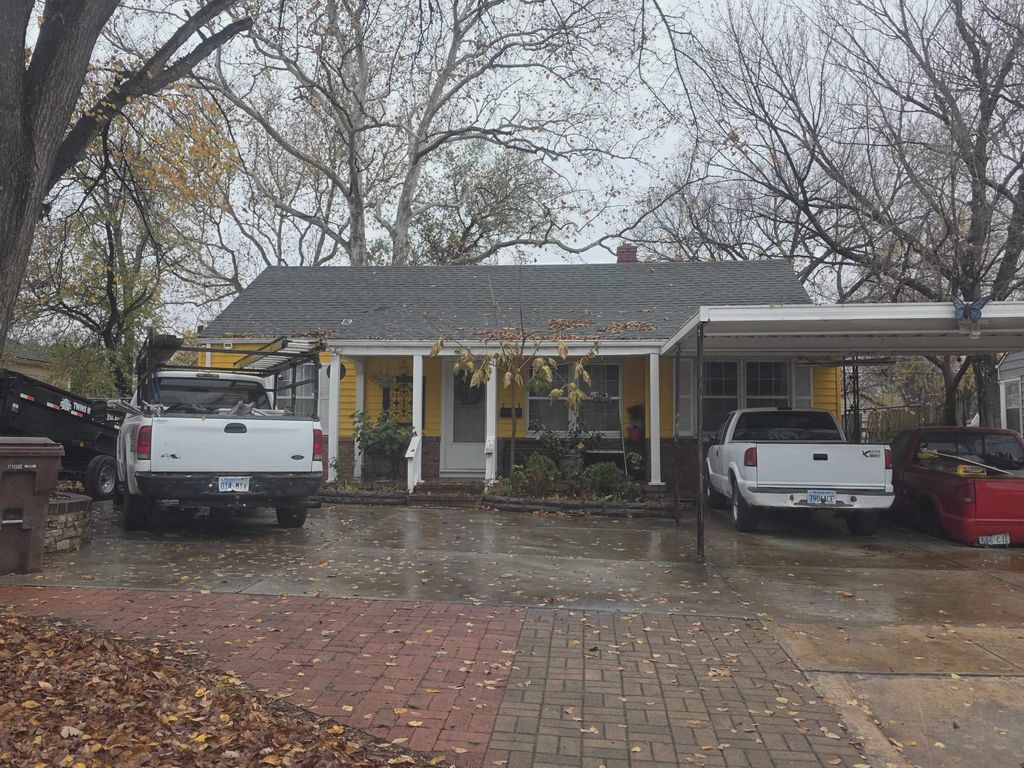 2711 S Mason Ter, Wichita, KS 67216