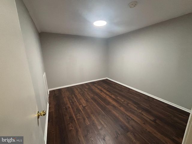 1002 SQUIRREL RD, Marlton, NJ 08053
