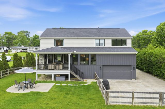 9932 Zig Zag Road, Montgomery, OH 45242