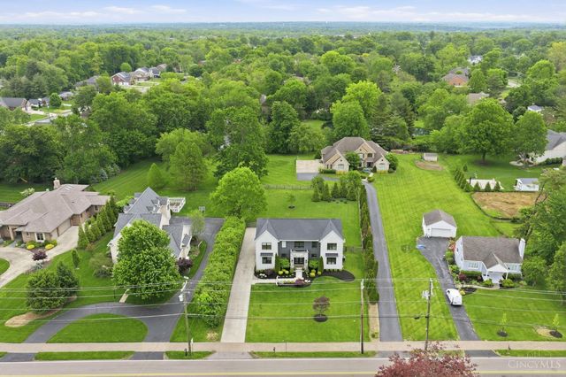 9932 Zig Zag Road, Montgomery, OH 45242