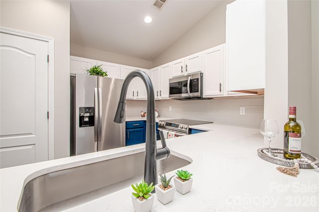 2342 Brendon Patrick Court, Charlotte, NC 28262