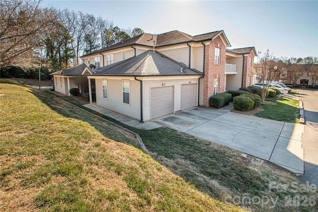 2342 Brendon Patrick Court, Charlotte, NC 28262