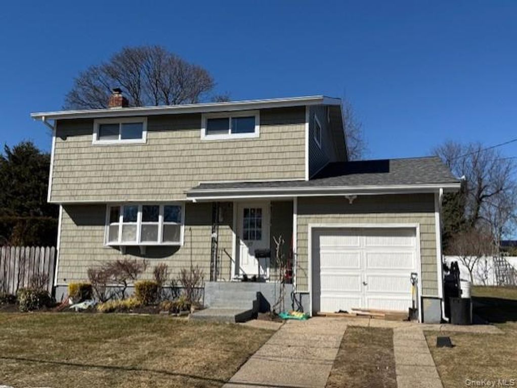 317 Whipple Street, Brentwood, NY 11717