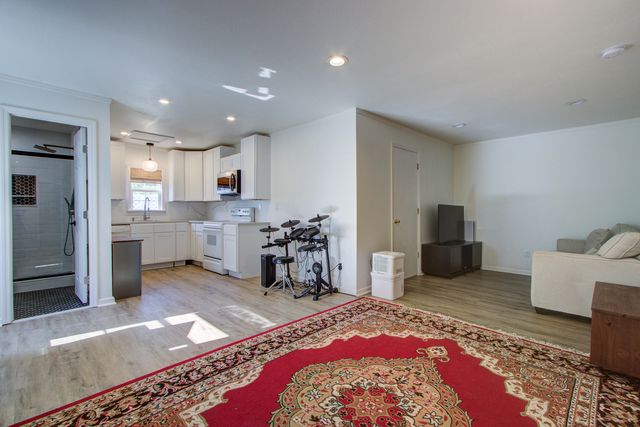 4881 Victoria Avenue, North Charleston, SC 29405