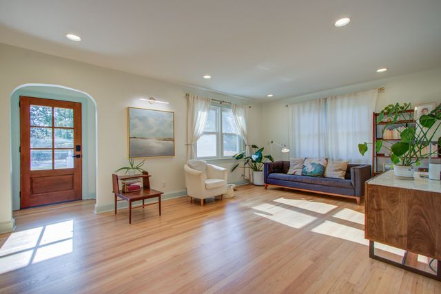 4881 Victoria Avenue, North Charleston, SC 29405