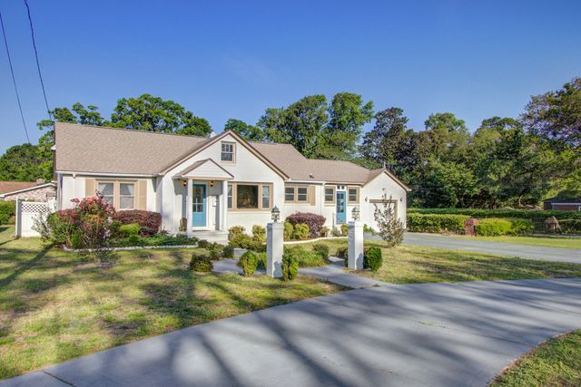 4881 Victoria Avenue, North Charleston, SC 29405
