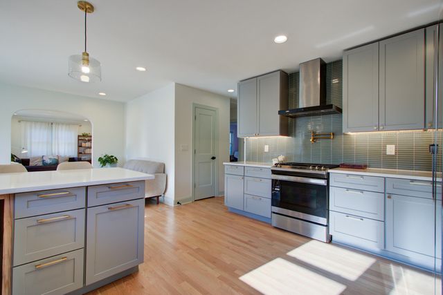 4881 Victoria Avenue, North Charleston, SC 29405