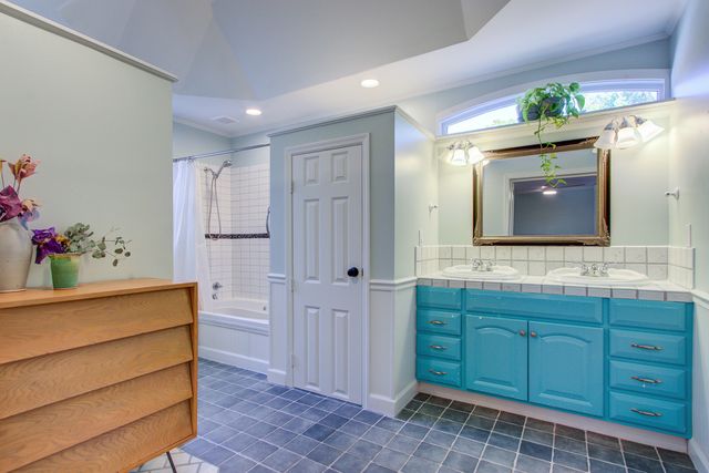 4881 Victoria Avenue, North Charleston, SC 29405