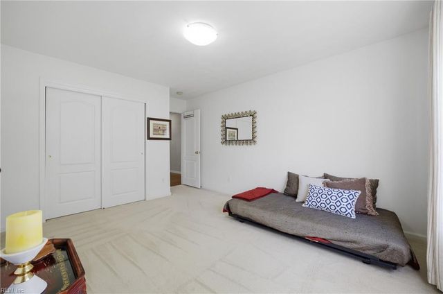 1008 Hawthorne Farm TER, Virginia Beach, VA 23454