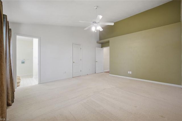 1008 Hawthorne Farm TER, Virginia Beach, VA 23454