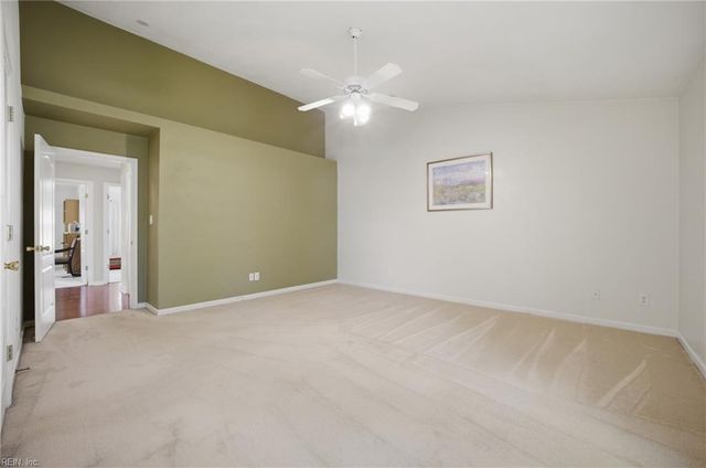 1008 Hawthorne Farm TER, Virginia Beach, VA 23454