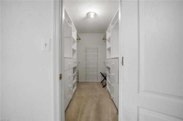 1008 Hawthorne Farm TER, Virginia Beach, VA 23454