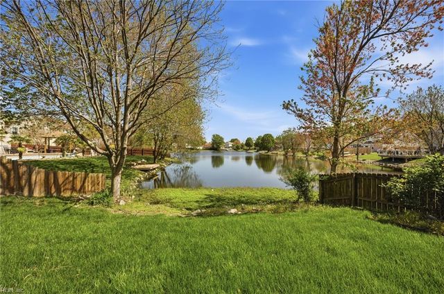 1008 Hawthorne Farm TER, Virginia Beach, VA 23454