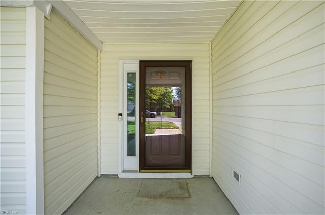 1008 Hawthorne Farm TER, Virginia Beach, VA 23454