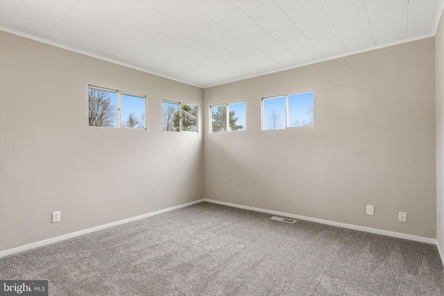 820 AUBURN RD, Fairless Hills, PA 19030