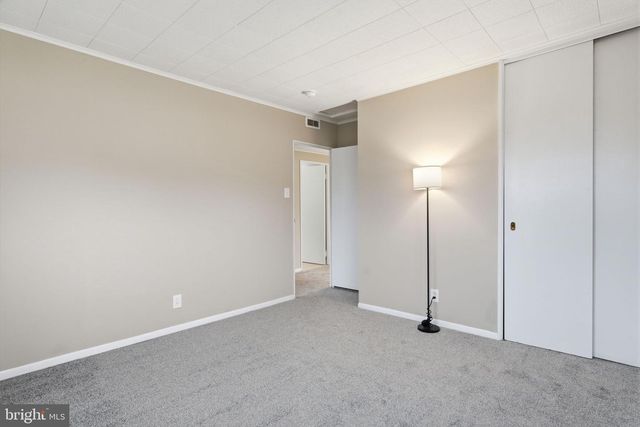 820 AUBURN RD, Fairless Hills, PA 19030