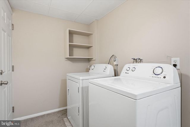 820 AUBURN RD, Fairless Hills, PA 19030