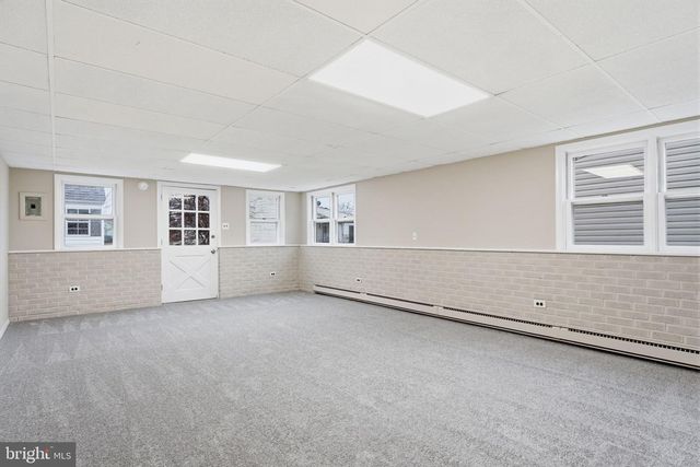 820 AUBURN RD, Fairless Hills, PA 19030