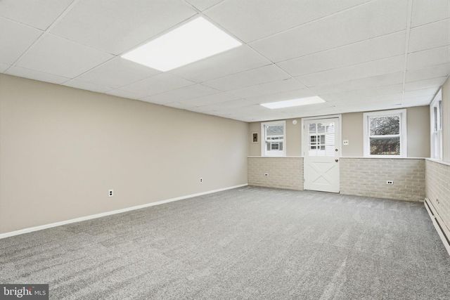 820 AUBURN RD, Fairless Hills, PA 19030