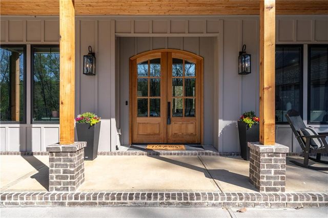 464 Stonehaven Court, Jasper, GA 30143