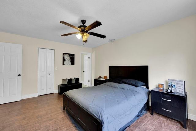 2259 Nova Village Drive, Davie, FL 33317