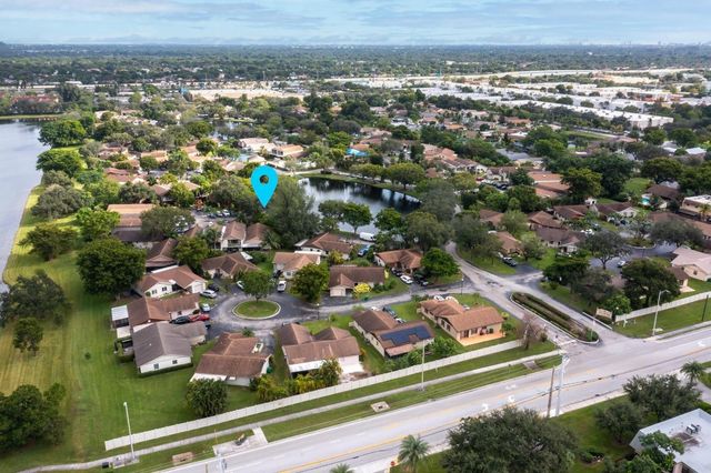 2259 Nova Village Drive, Davie, FL 33317