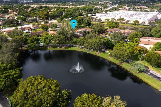 2259 Nova Village Drive, Davie, FL 33317