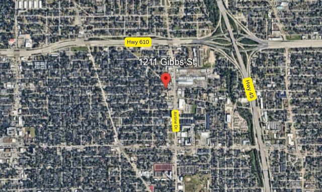 1211 Gibbs Street, Houston, TX 77009
