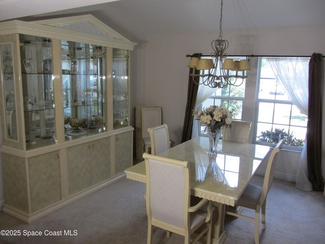 1422 Kaslo Circle NW, Palm Bay, FL 32907