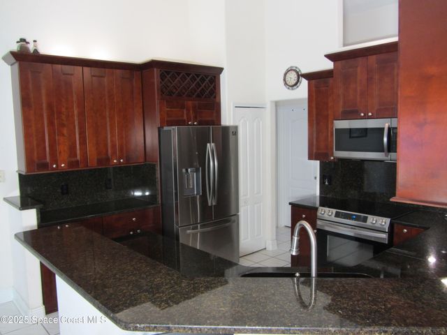 1422 Kaslo Circle NW, Palm Bay, FL 32907