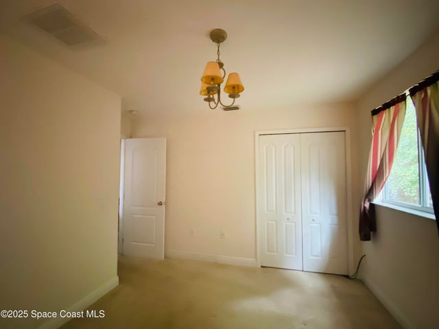 1422 Kaslo Circle NW, Palm Bay, FL 32907
